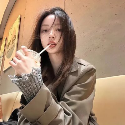 披荆斩棘的保姆 封面
